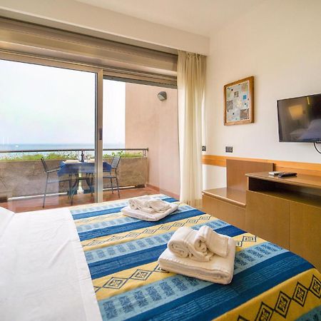 Mono 2 Appartement Lido di Mondello Buitenkant foto